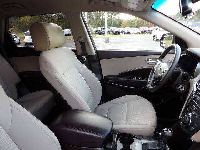 2017 Hyundai Santa Fe SE