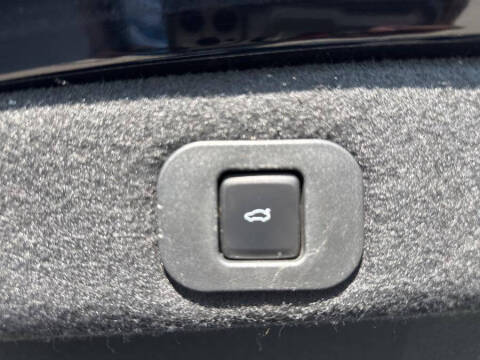 2019 Lincoln Continental Select