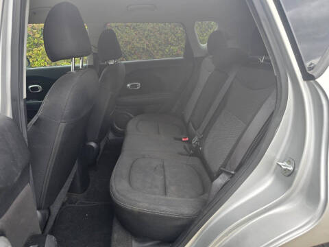 2019 Kia Soul +