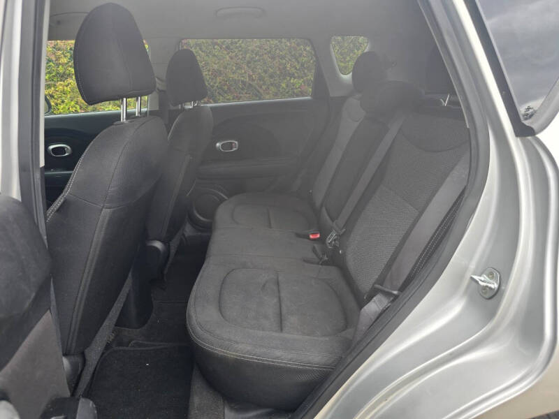 2019 Kia Soul +