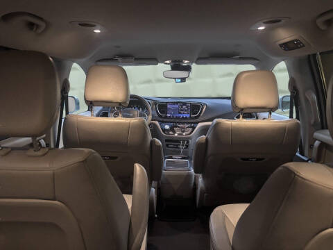 2021 Chrysler Pacifica Hybrid Touring L