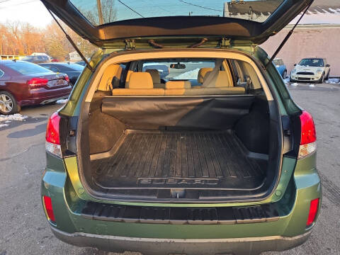 2010 Subaru Outback 2.5i Premium