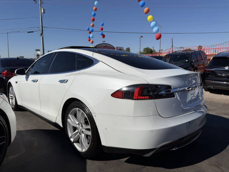 2015 Tesla Model S 85D