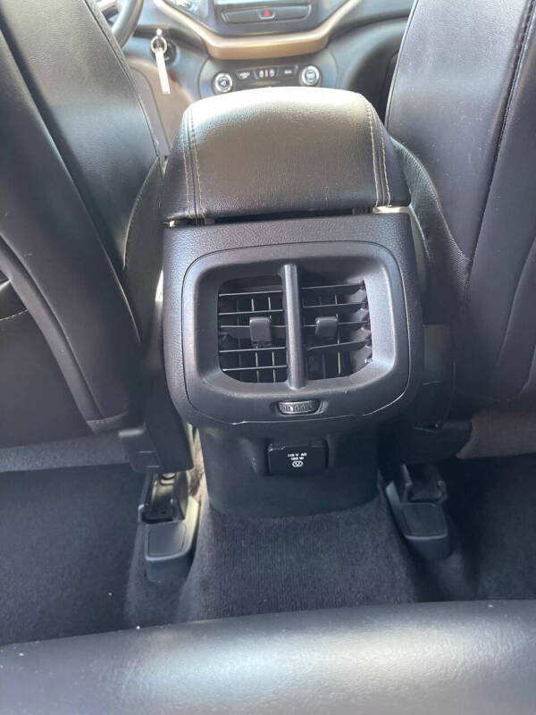 2017 Jeep Cherokee Latitude