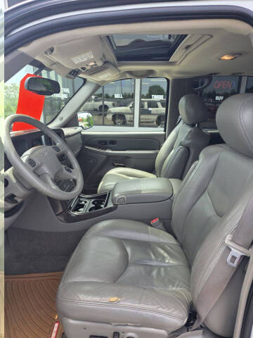 2004 GMC Yukon Denali