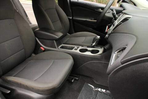 2018 Chevrolet Cruze LS Auto