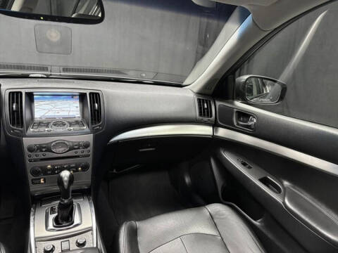 2013 Infiniti G37 Sedan x