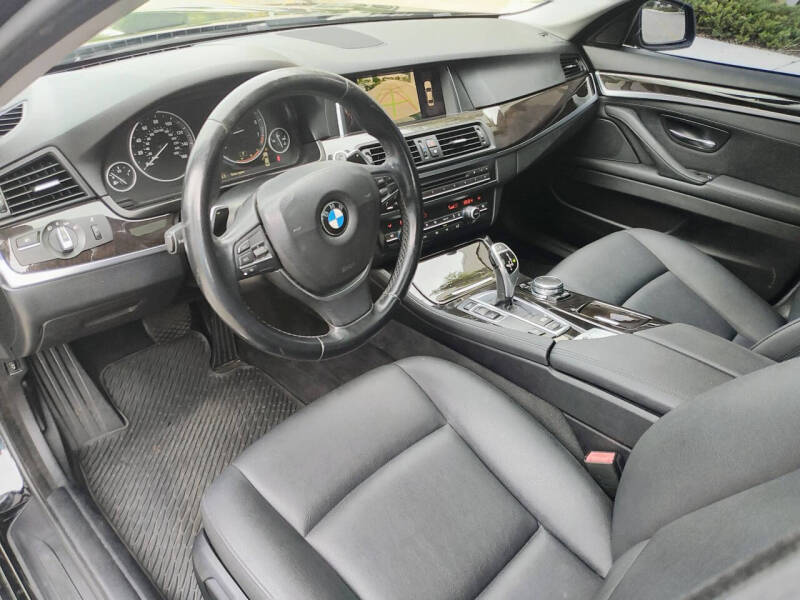 2016 BMW 5 Series 528i