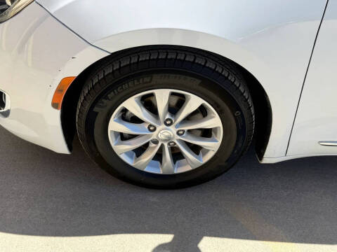 2017 Chrysler Pacifica