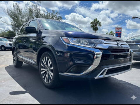 2020 Mitsubishi Outlander ES