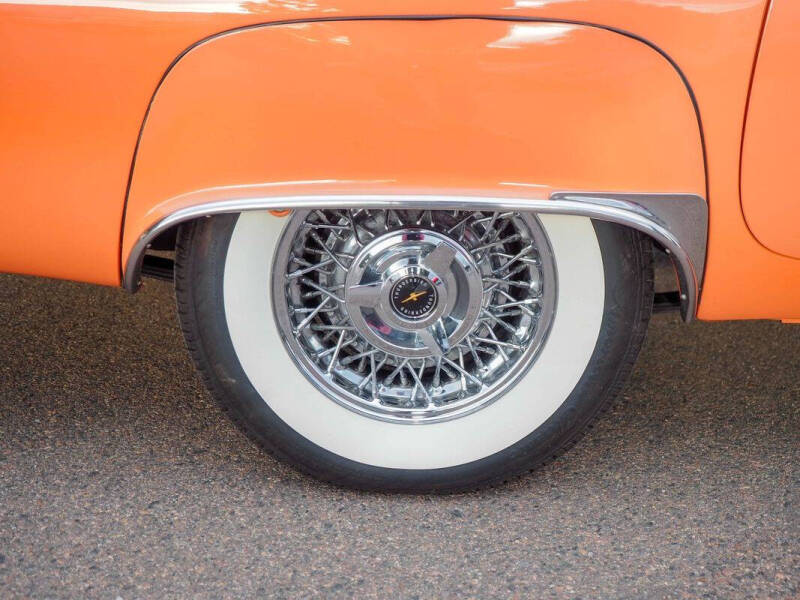 1957 Ford Thunderbird