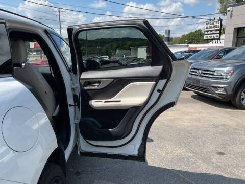 2019 Jaguar F-PACE S