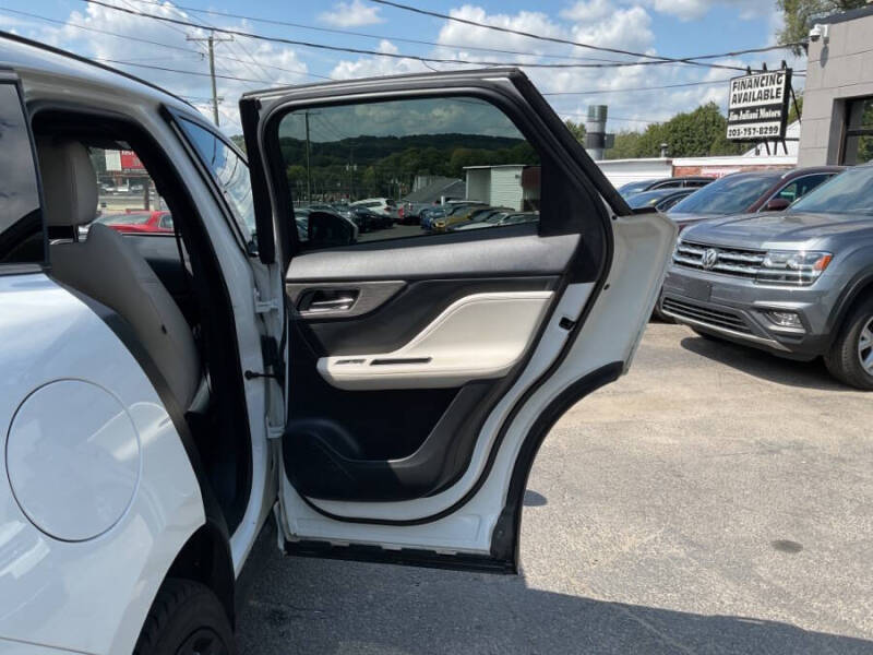 2019 Jaguar F-PACE S