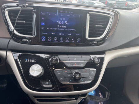 2017 Chrysler Pacifica Touring