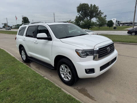 2018 Toyota Sequoia SR5
