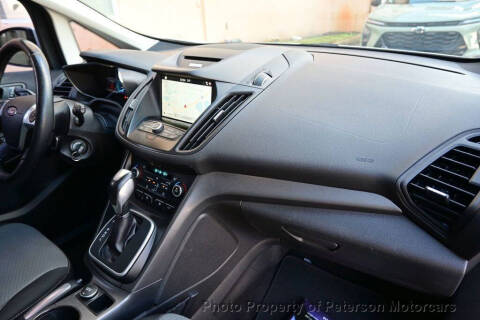 2017 Ford C-MAX Hybrid SE