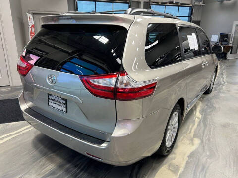 2017 Toyota Sienna