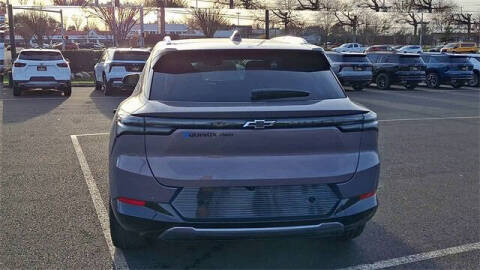 2026 Chevrolet Equinox EV LT 2