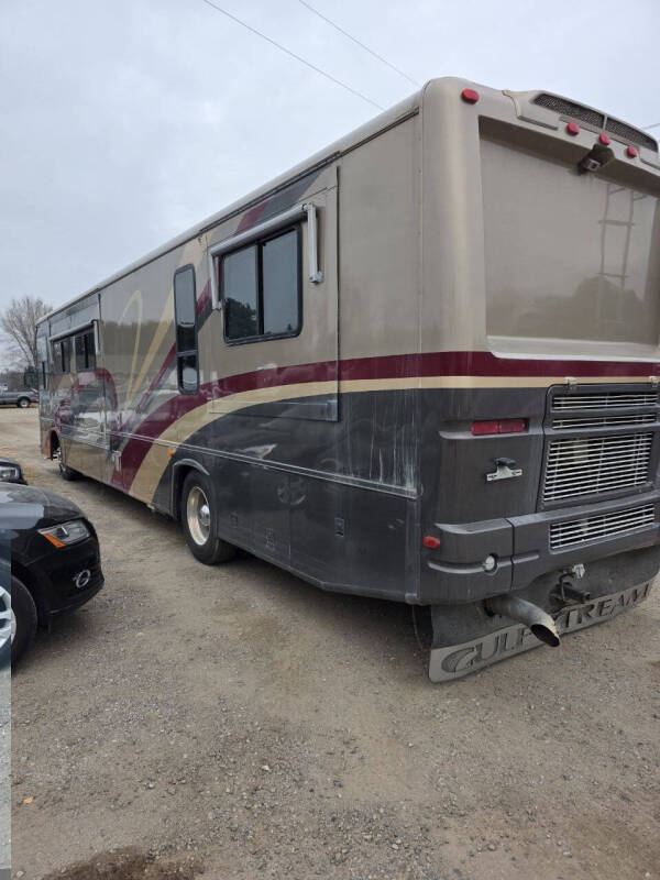 2003 Gulfstream Friendship 8408FS