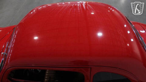 1948 Ford Deluxe