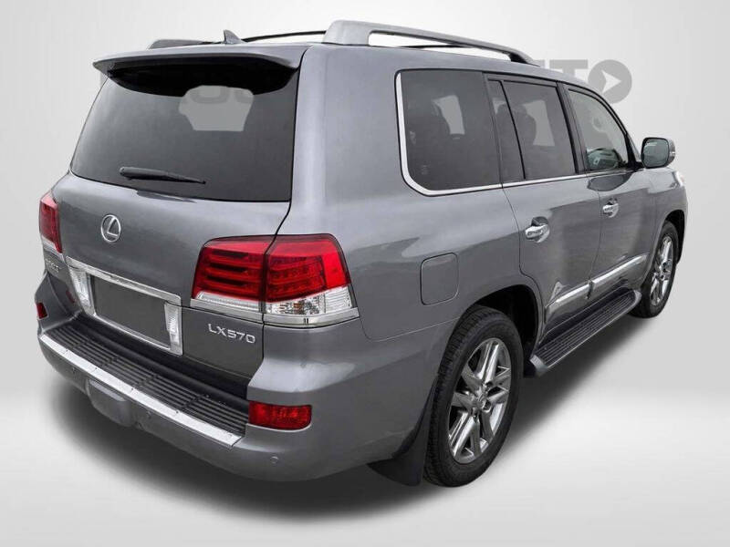 2014 Lexus LX 570