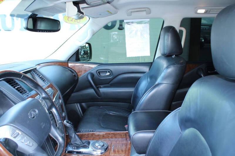 2019 Infiniti QX80 Luxe