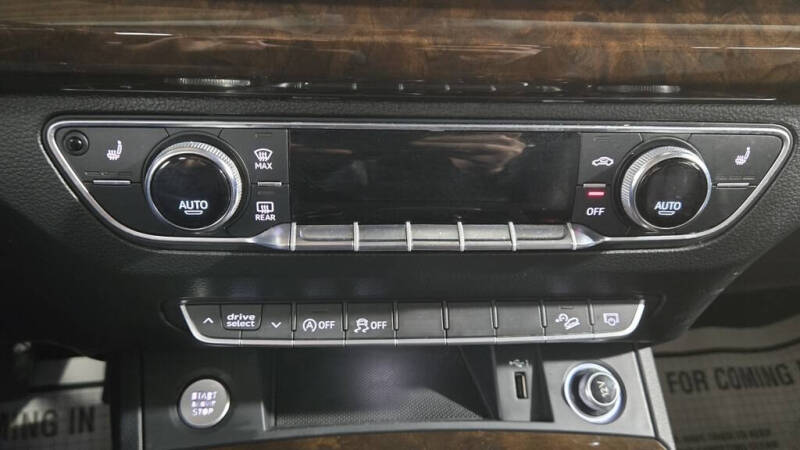 2019 Audi Q5 quattro Premium 45 TFSI