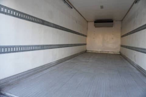 2018 Freightliner M2 106