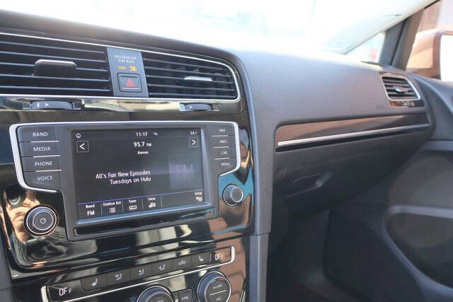 2017 Volkswagen Golf