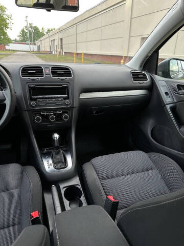 2014 Volkswagen Golf 2.5L PZEV
