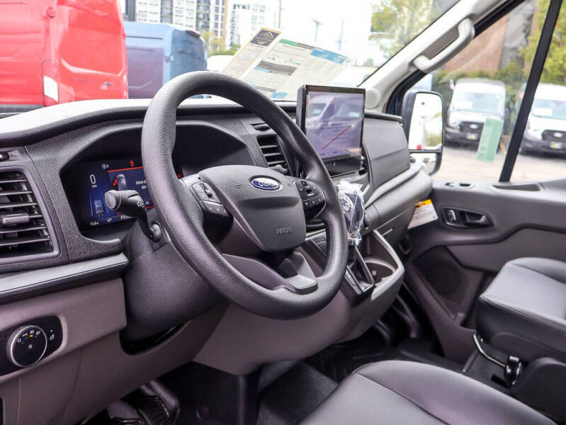 2026 Ford Transit 250