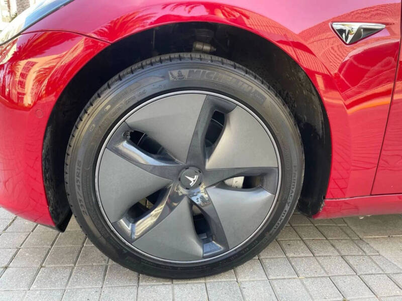 2020 Tesla Model 3 Standard Range Plus