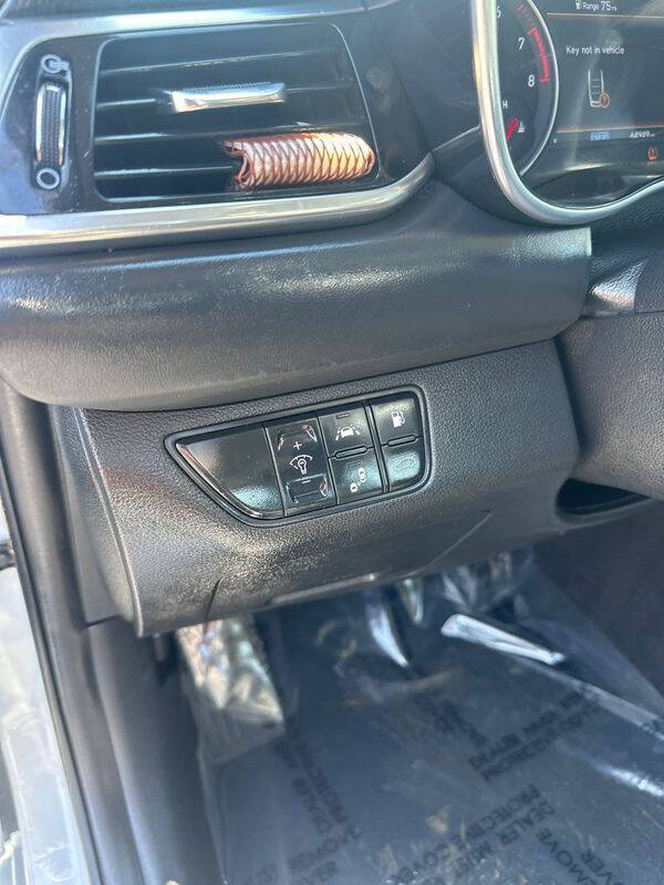 2020 Genesis G70