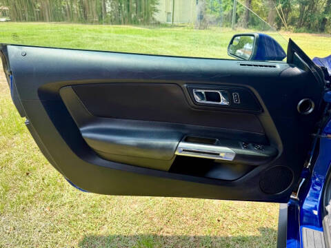 2016 Ford Mustang V6