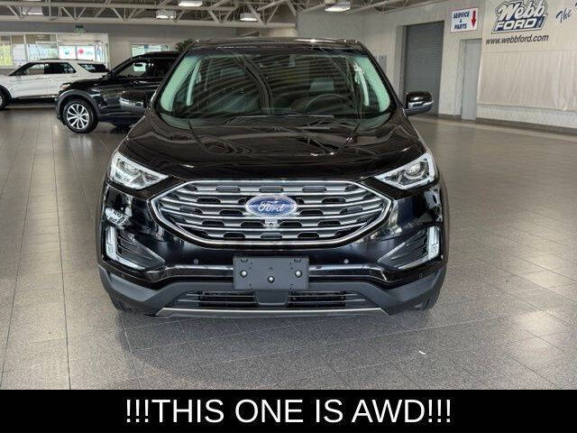 2022 Ford Edge Titanium