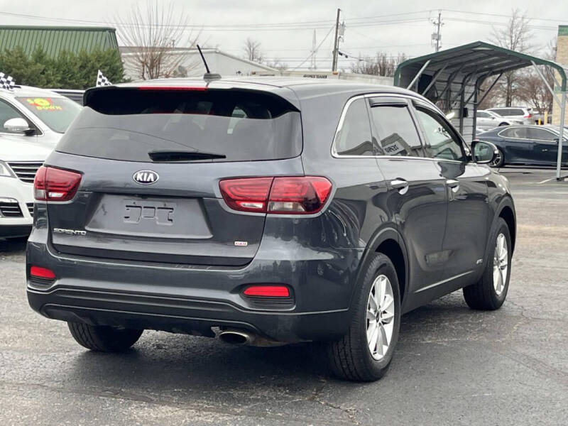 2019 Kia Sorento LX