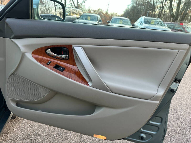 2011 Toyota Camry Hybrid