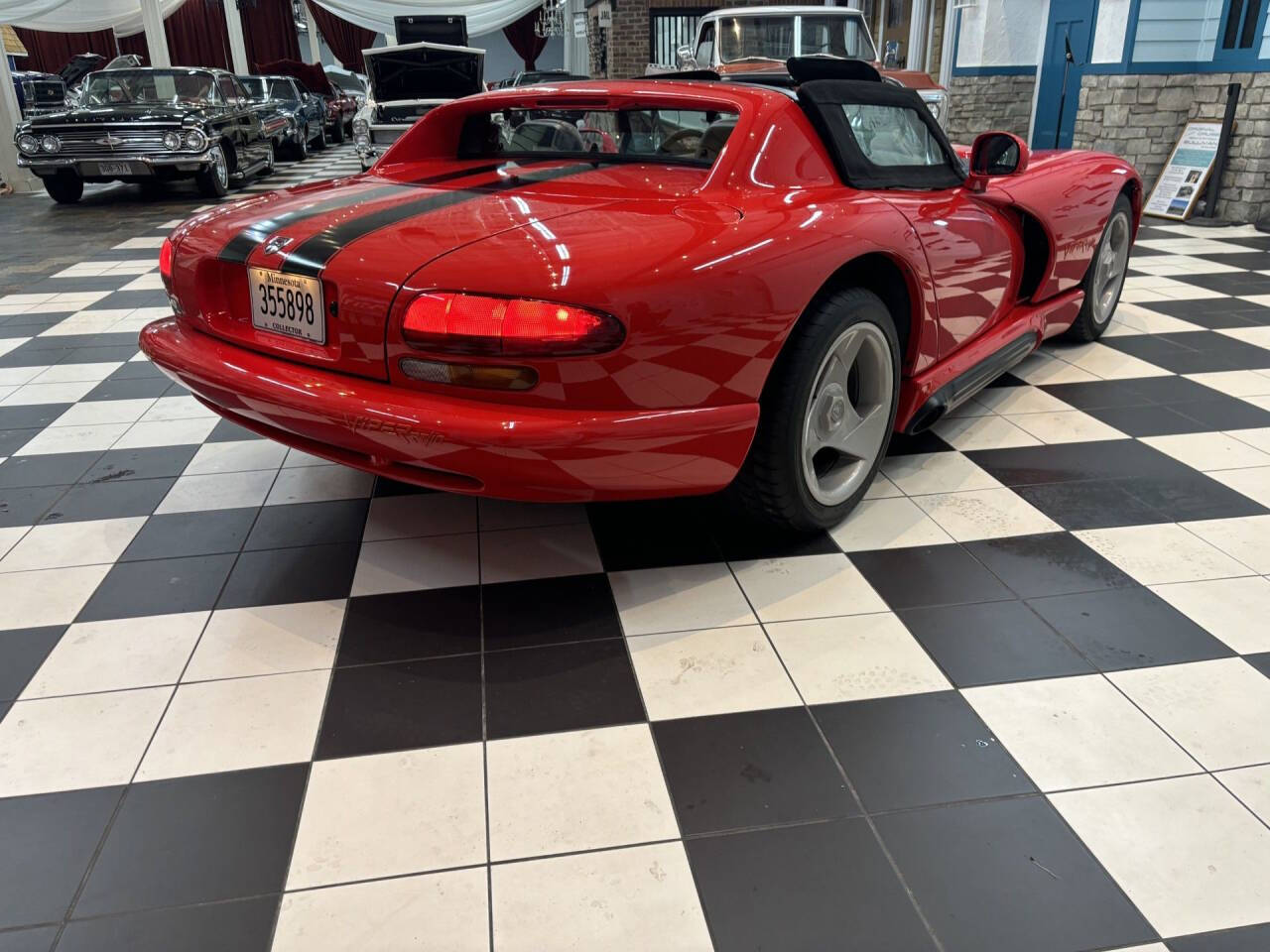 1994 Dodge Viper 19