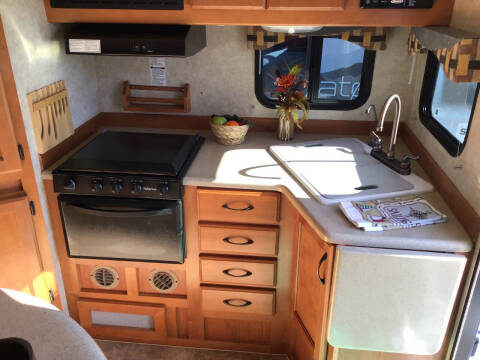2012 Eagle Cap Adventurer 995 / 20ft