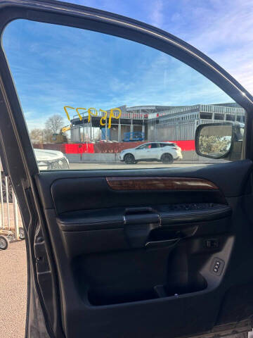 2012 Nissan Armada Platinum