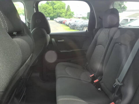 2013 GMC Acadia SLE-1
