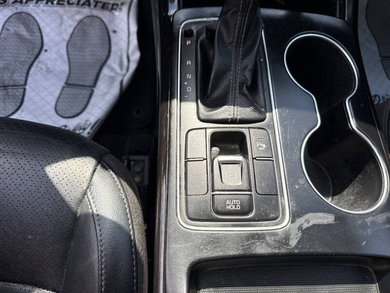 2019 Kia Sorento EX V6