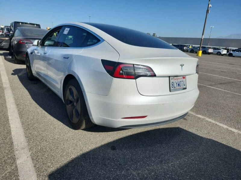 2019 Tesla Model 3 Standard Range Plus