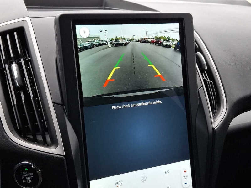 2023 Ford Edge SE