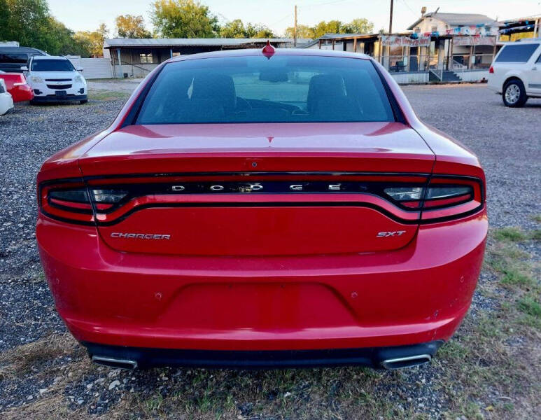 2015 Dodge Charger SXT