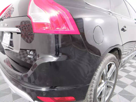 2017 Volvo XC60 T6 Dynamic