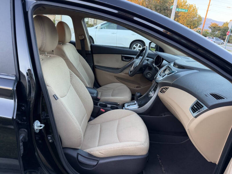 2011 Hyundai Elantra GLS