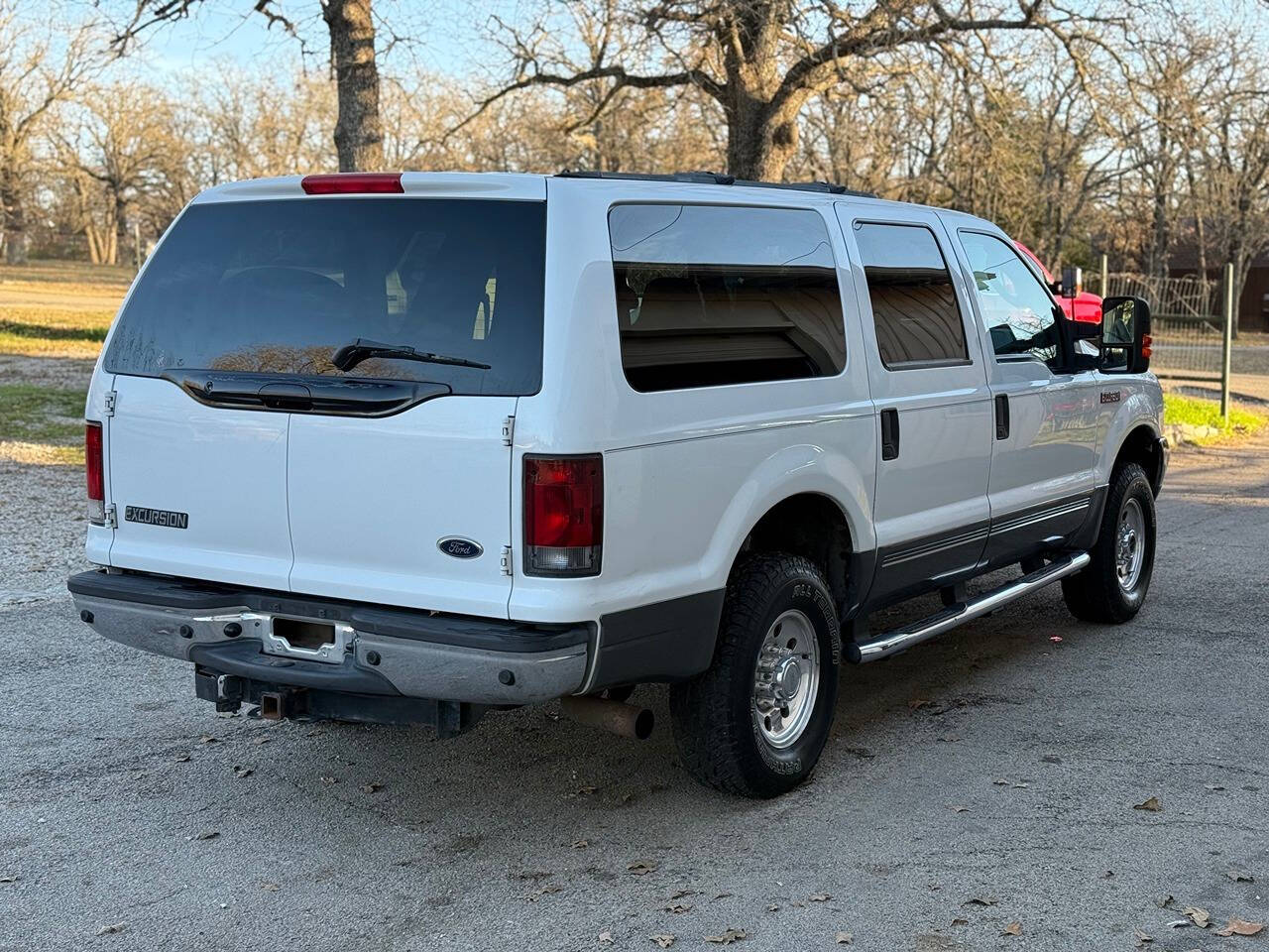 2003 Ford Excursion for sale at Sthrn Truck & Auto, LLC. in Weatherford, TX