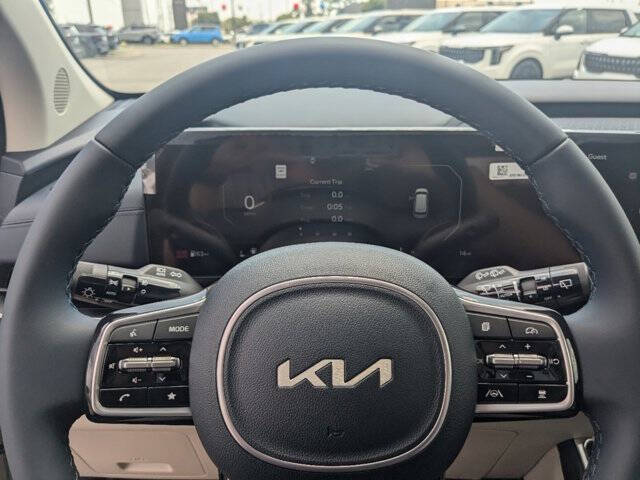 2025 Kia Carnival SX