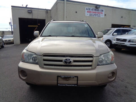 2005 Toyota Highlander for sale at ACH AutoHaus in Dallas TX